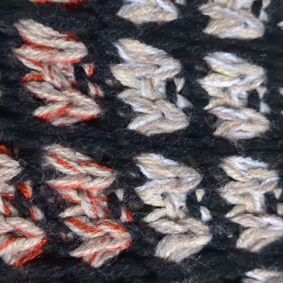 EARTHBOUND* crochet, long sleeve hooded sweater - Picture 9 of 9